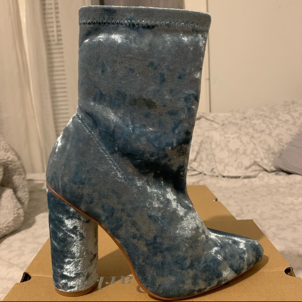 Chunky suede heels